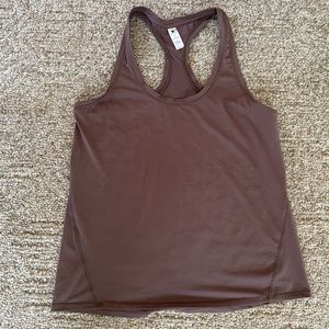 Ulta soft mauve Yogalicious racer back tank. Size large great condition
